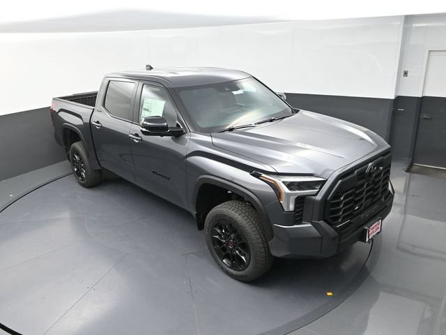 Used 2025 Toyota Tundra Limited w/ TRD Off-Road Package AWD/4WD image 22