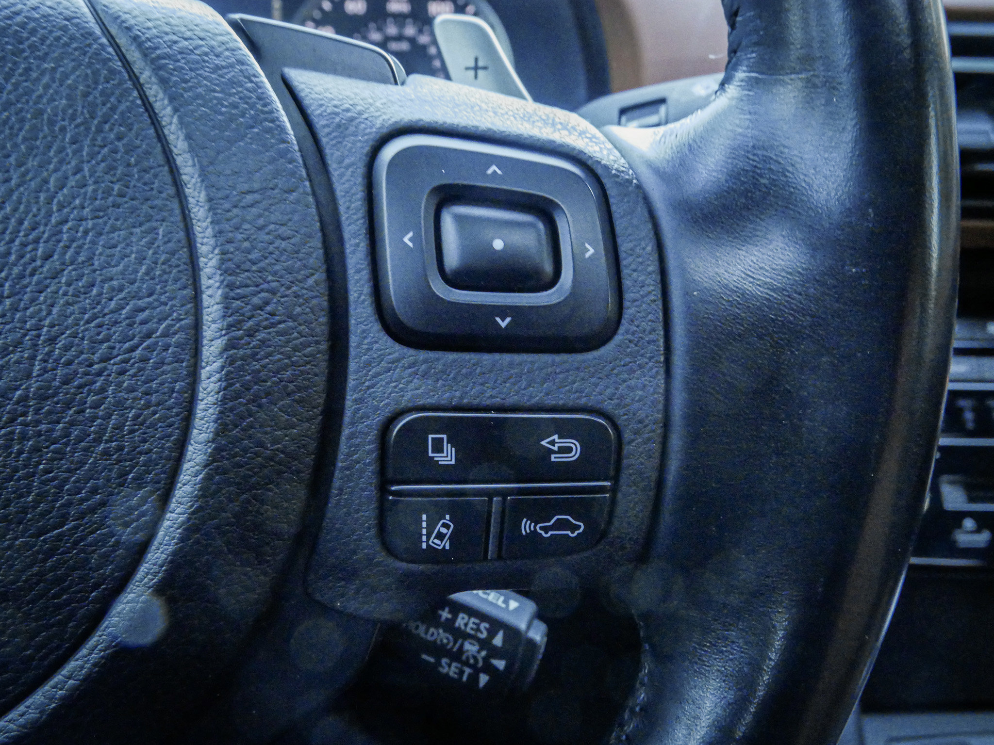 Used 2024 Lexus IS 350 F Sport RWD image 20