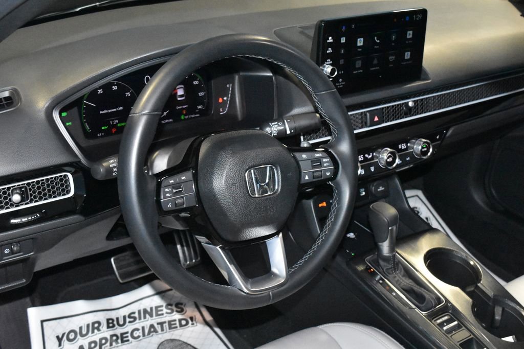 Used 2025 Honda Civic Sport Touring image 2
