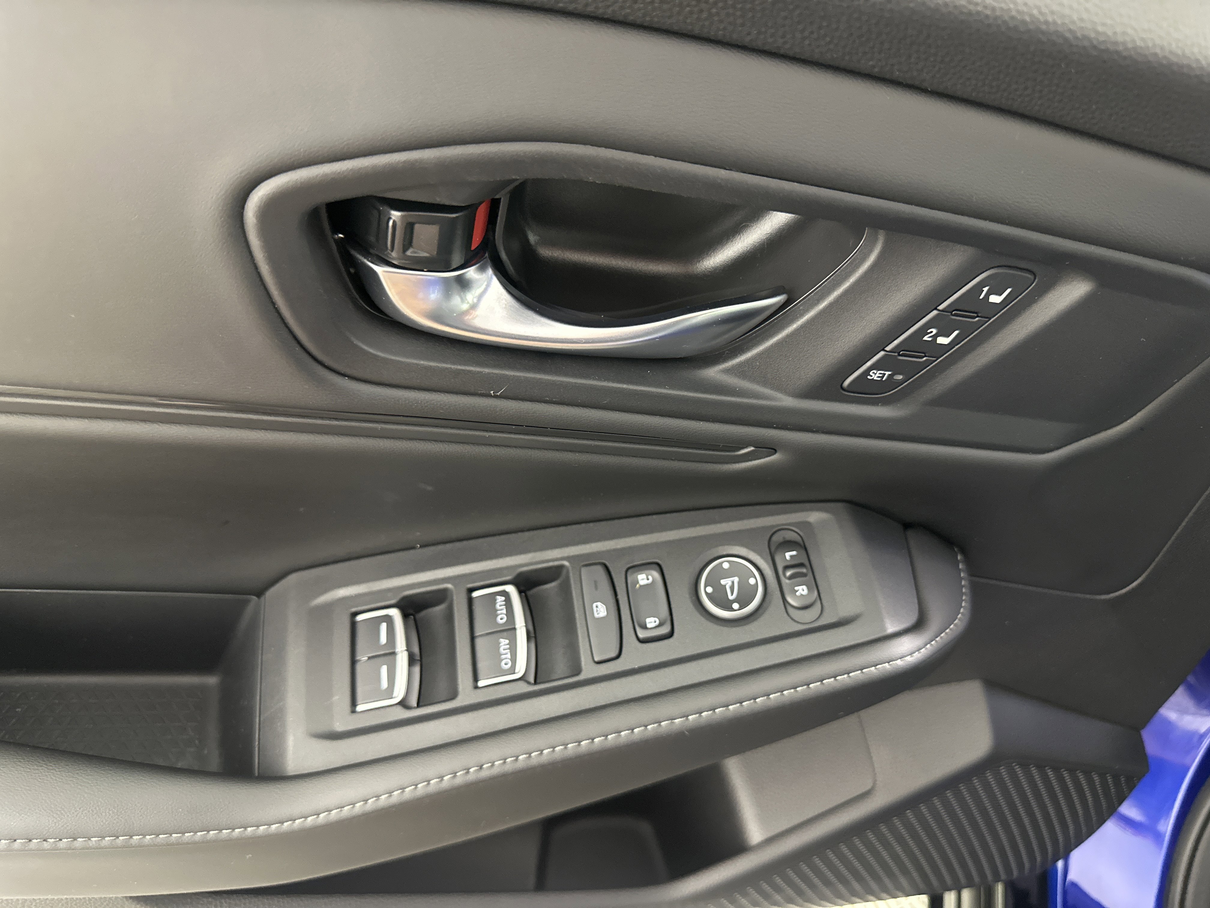 Used 2023 Honda Accord Sport image 11