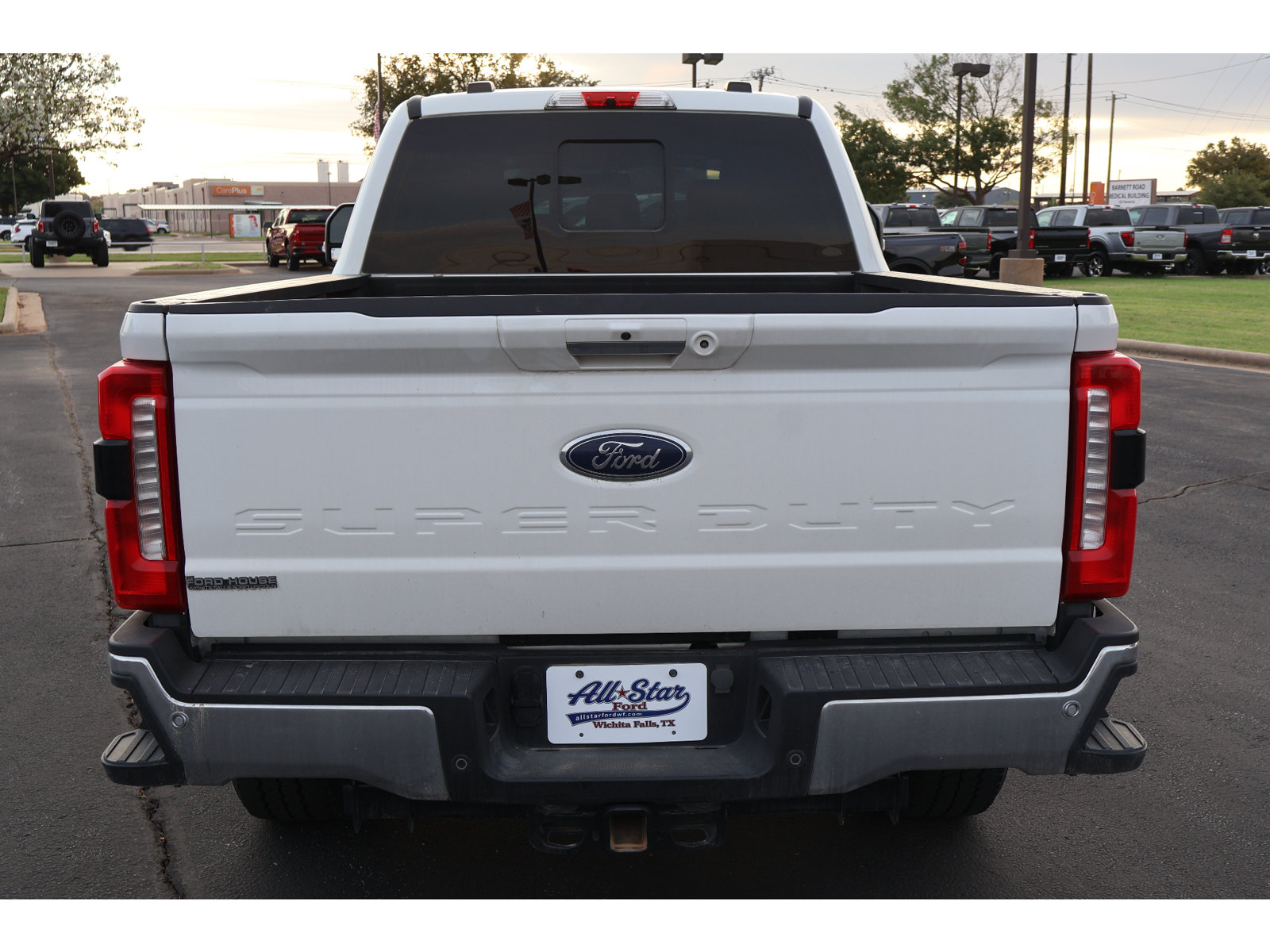 Used 2024 Ford F250 Lariat w/ Lariat Ultimate Package AWD/4WD image 5