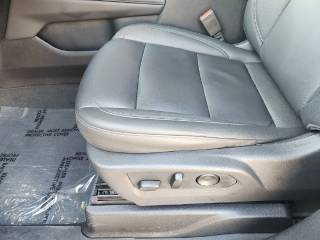 Used 2026 Chevrolet Tahoe Z71 w/ Comfort Package AWD/4WD image 25