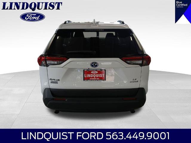 Used 2021 Toyota RAV4 LE AWD/4WD image 5