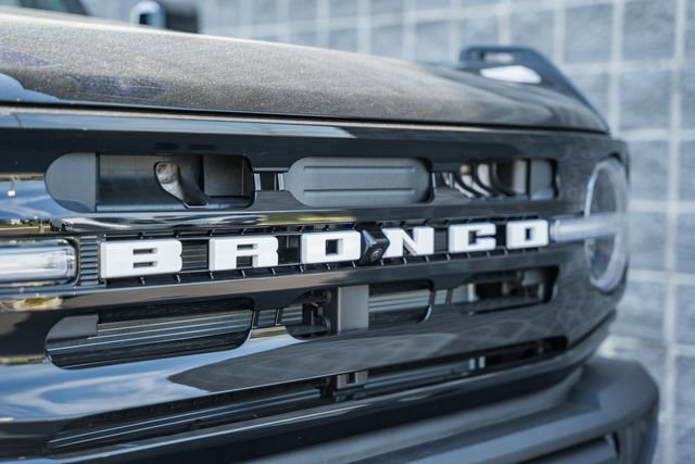 Used 2026 Ford Bronco Outer Banks w/ Sasquatch Package AWD/4WD image 16