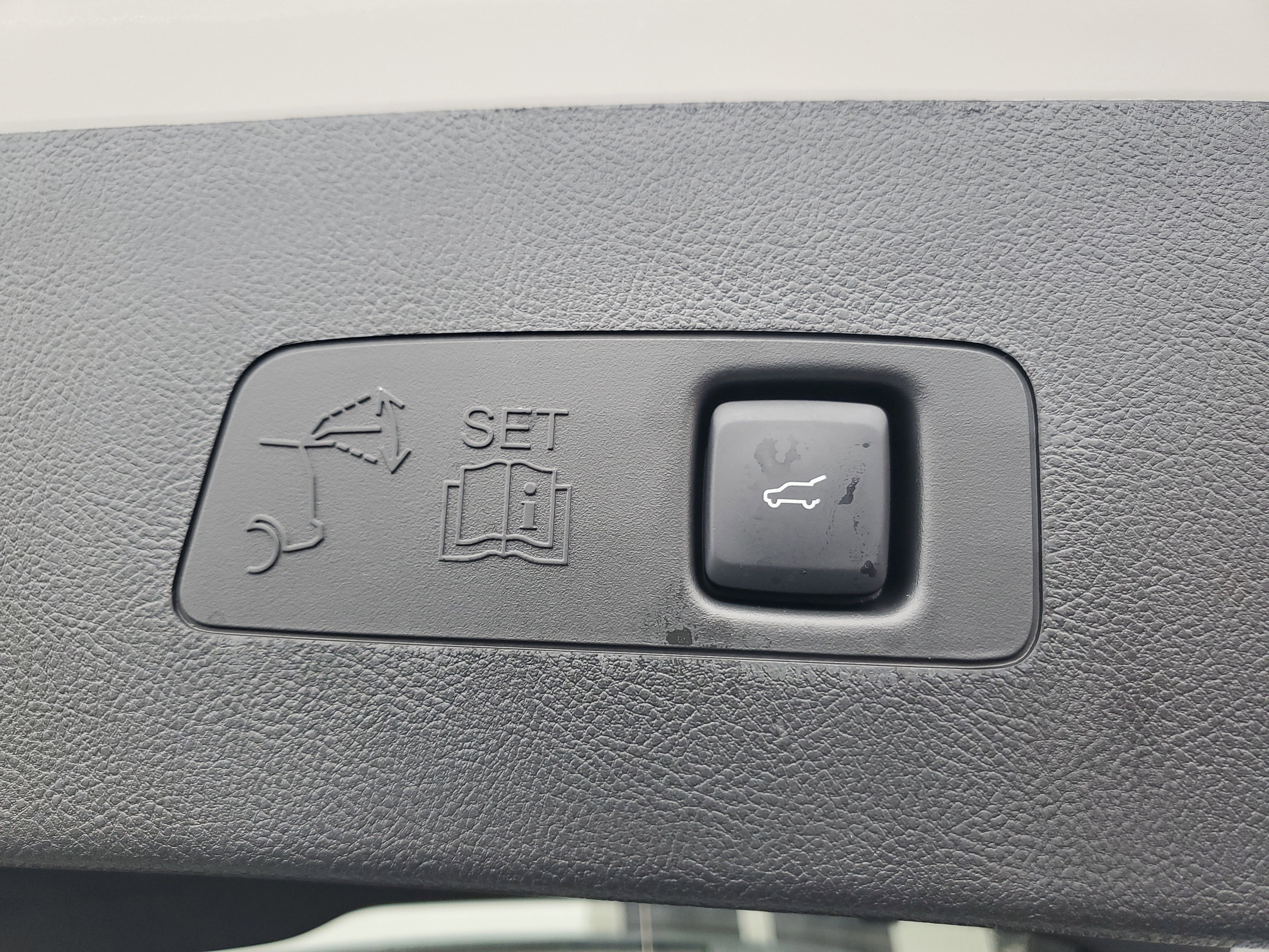 New 2026 Lincoln Corsair Premiere image 30