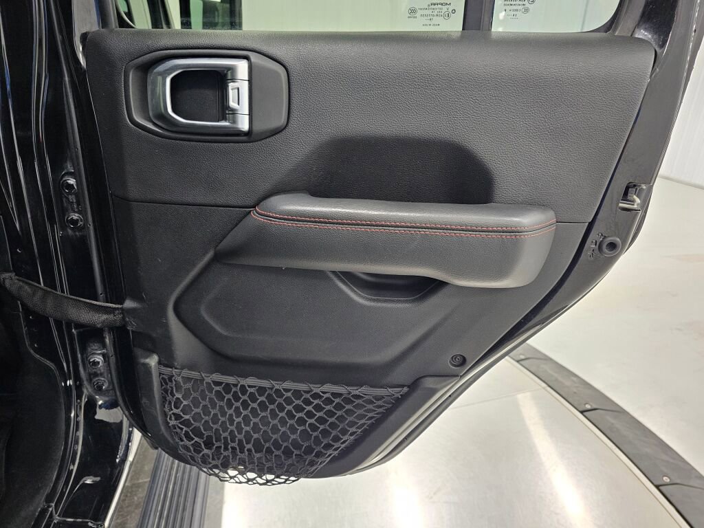 Used 2020 Jeep Wrangler Unlimited Rubicon AWD/4WD image 35