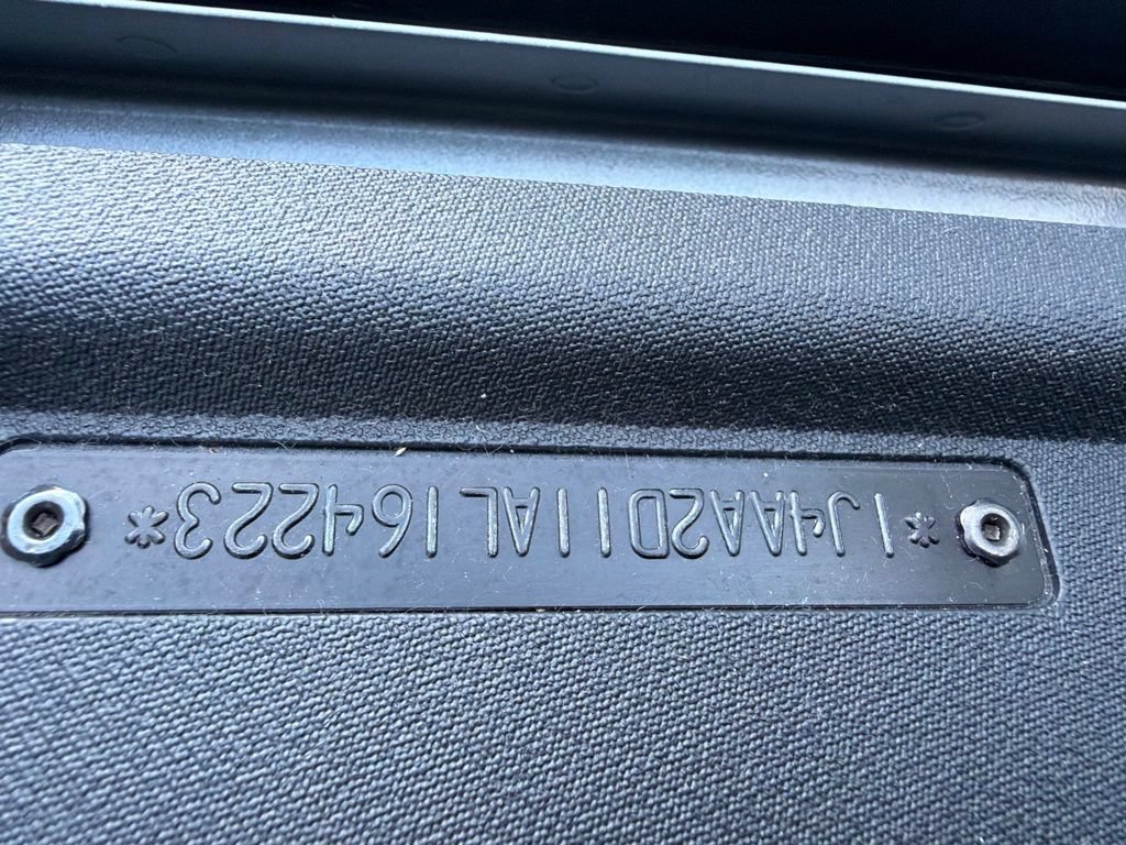 Used 2010 Jeep Wrangler Sport AWD/4WD image 12