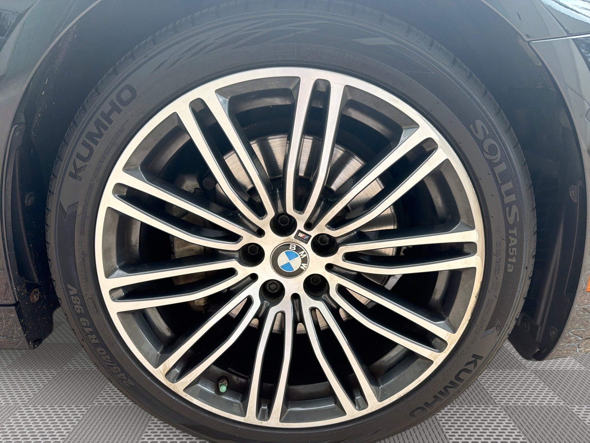 Used 2019 BMW 540i xDrive w/ M Sport Package AWD/4WD image 31