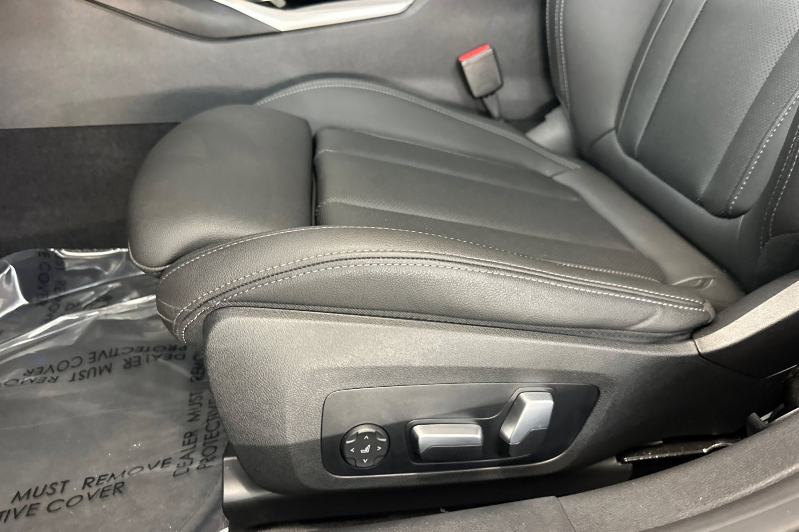 Certified 2023 BMW i4 eDrive35 w/ Premium Package image 14