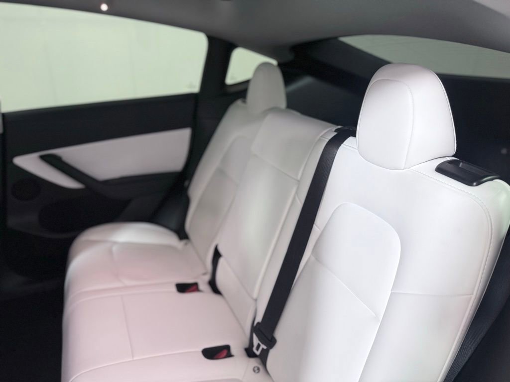 Used 2022 Tesla Model Y Performance image 20