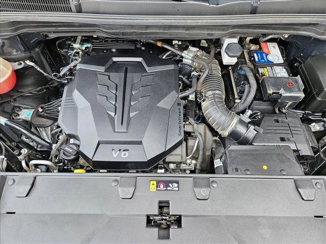 Used 2022 Kia Carnival EX FWD image 23