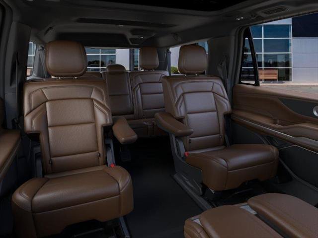 New 2026 Lincoln Navigator L Reserve AWD/4WD image 11