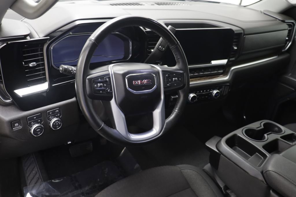 Used 2024 GMC Sierra 2500 SLE AWD/4WD image 7
