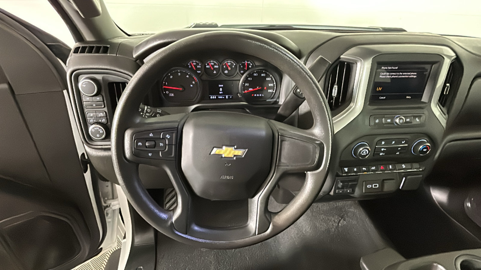 Used 2024 Chevrolet Silverado 2500 Custom w/ Custom Value Package AWD/4WD image 18