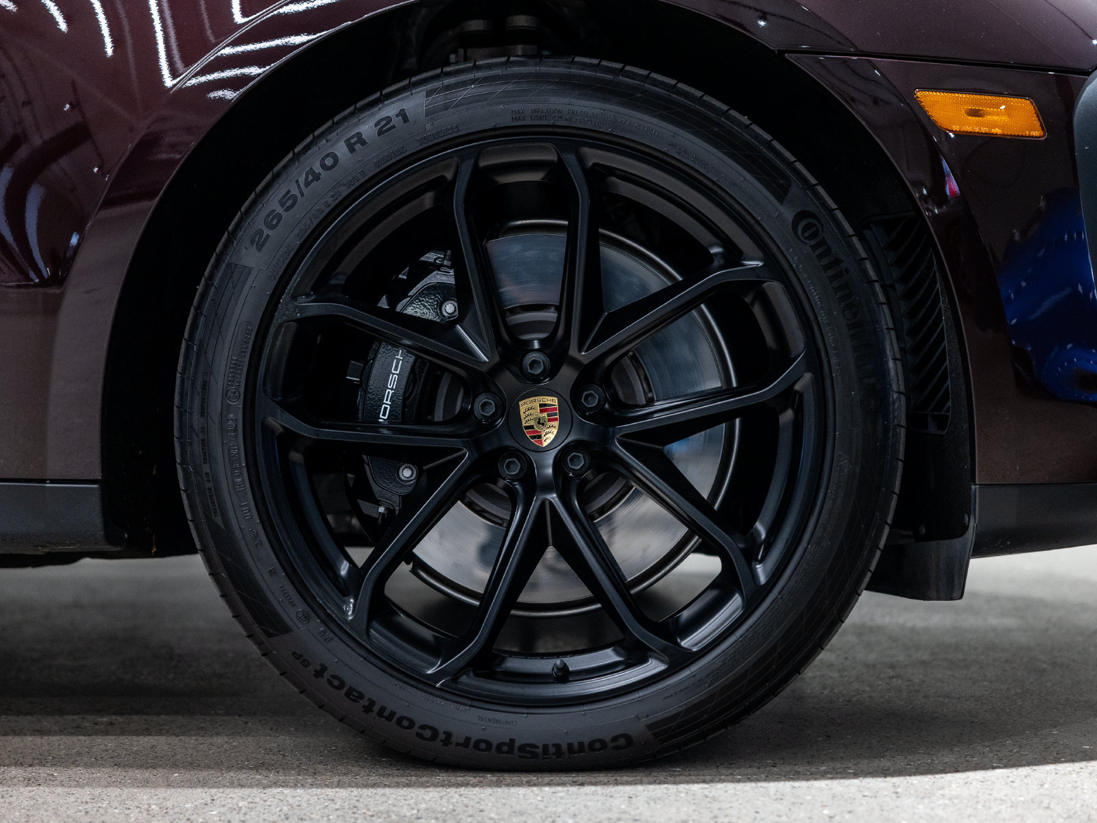 Certified 2024 Porsche Macan GTS AWD/4WD image 21