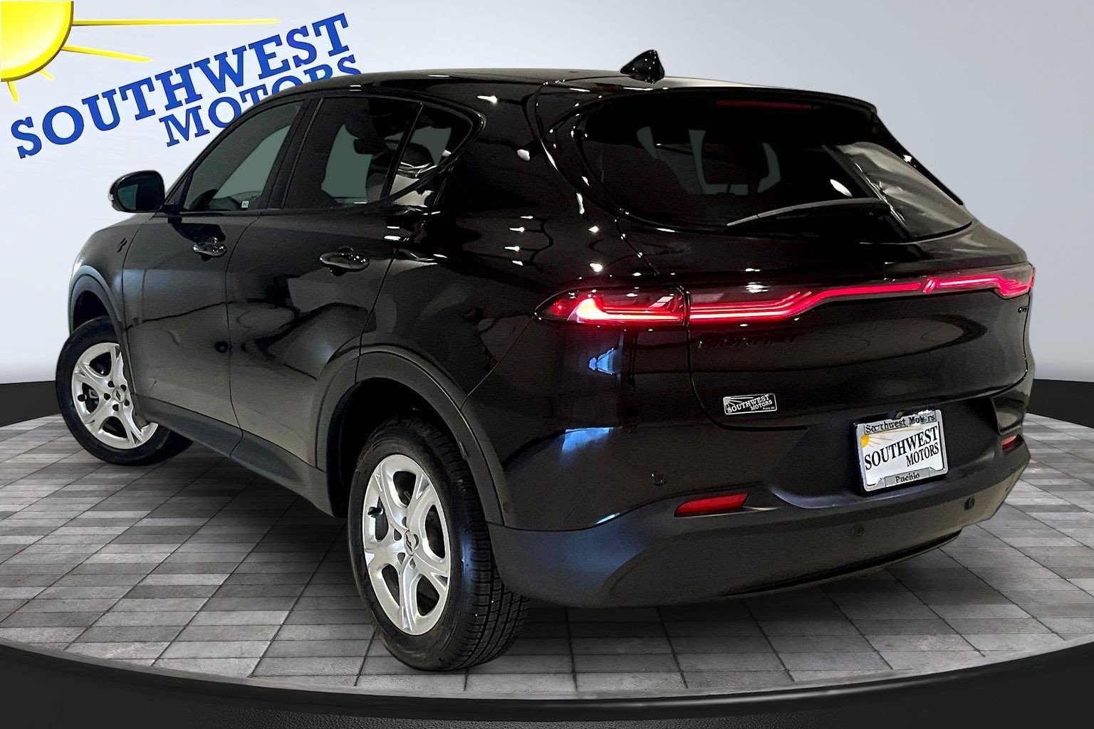 Used 2023 Dodge Hornet GT w/ Tech Pack w/o Parking AWD/4WD image 5