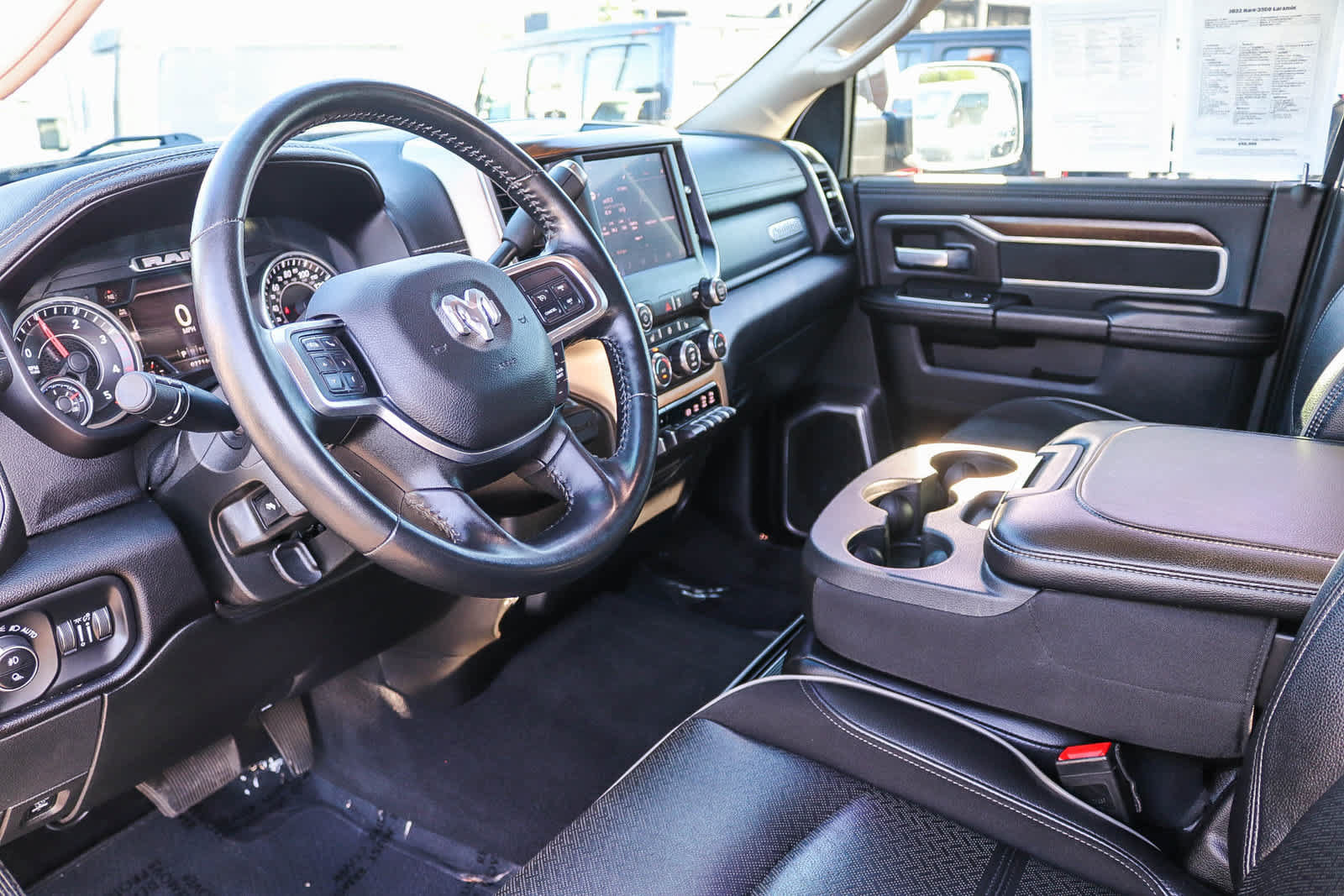 Used 2022 RAM 2500 Laramie AWD/4WD image 17