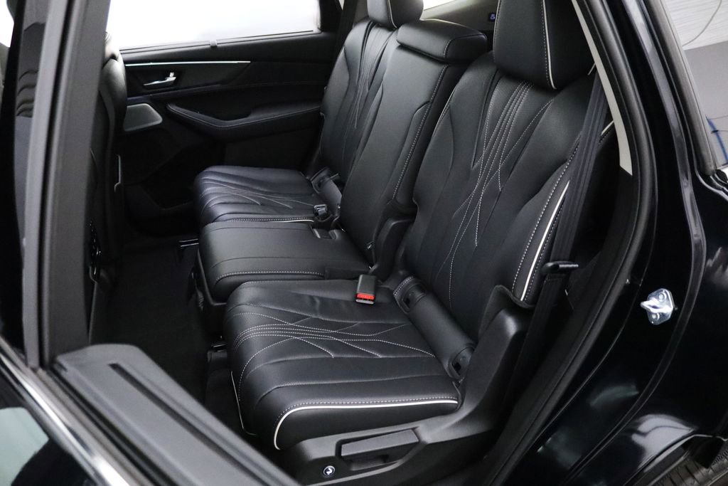 Certified 2026 Acura MDX SH-AWD w/ Advance Package image 10