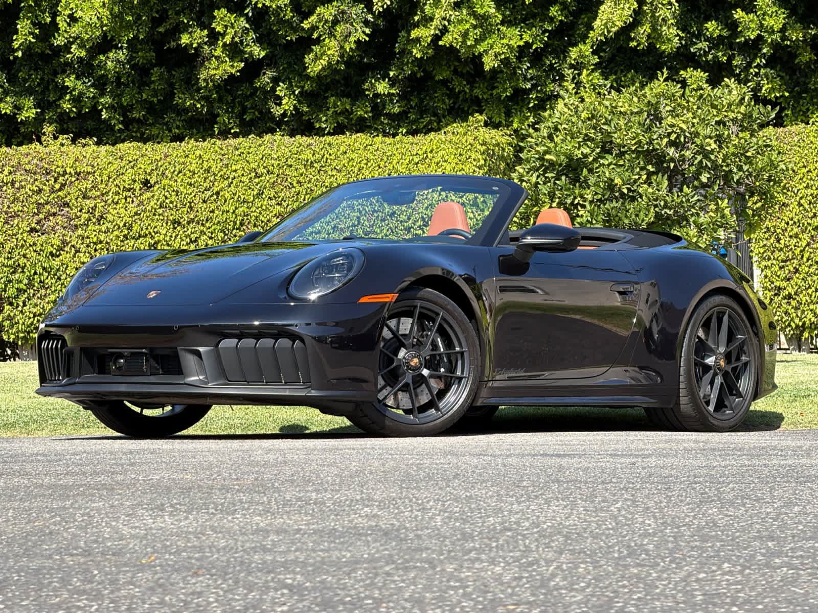 Certified 2026 Porsche 911 Carrera 4 GTS AWD/4WD image 1