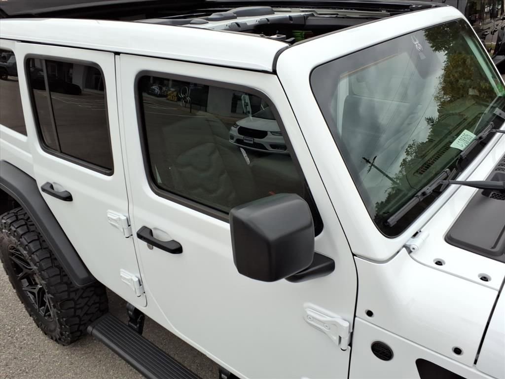 New 2025 Jeep Wrangler Willys image 39