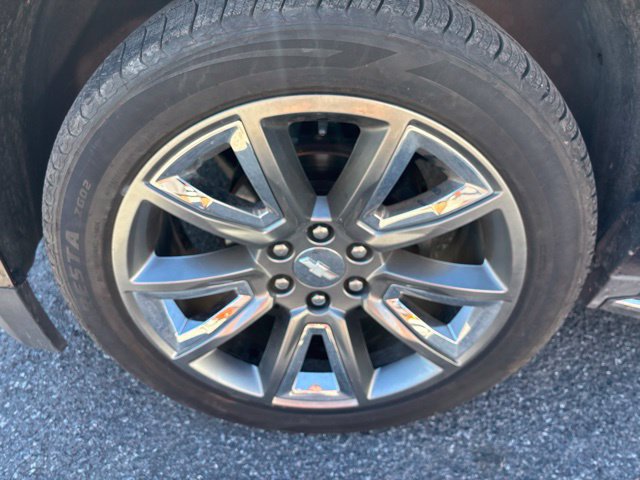 Used 2017 Chevrolet Tahoe Premier AWD/4WD image 23