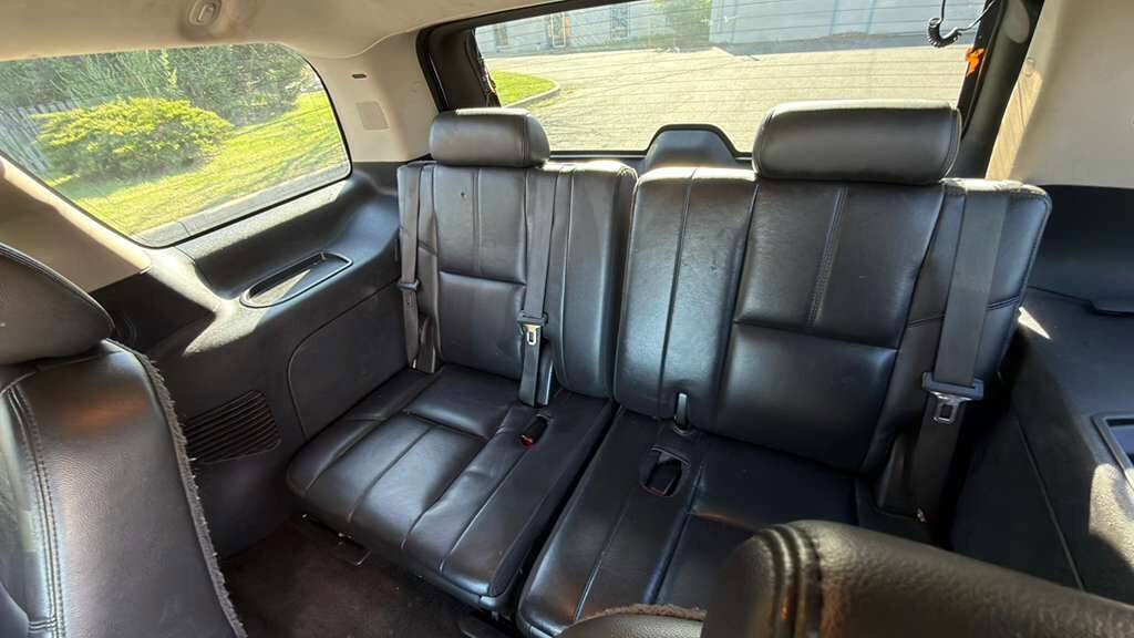 Used 2007 Chevrolet Tahoe LTZ w/ LTZ Preferred Equipment Group image 26