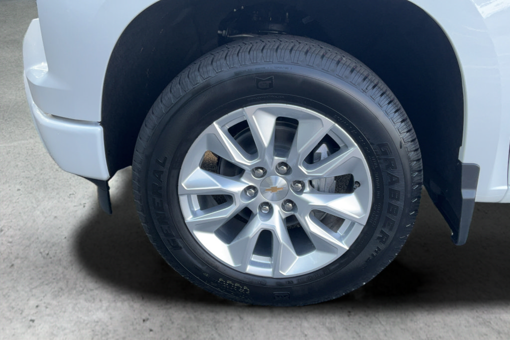 New 2026 Chevrolet Silverado 1500 Custom RWD image 23