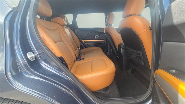 Used 2016 Kia Soul ! w/ Umber Package 1 image 14