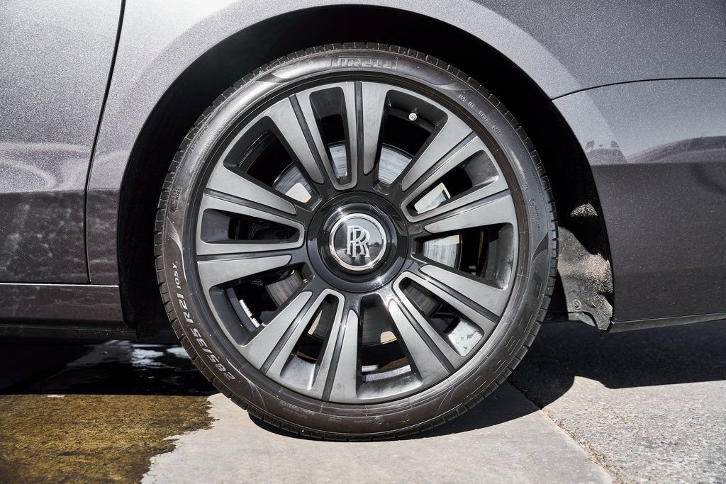 Used 2023 Rolls-Royce Ghost AWD/4WD image 18