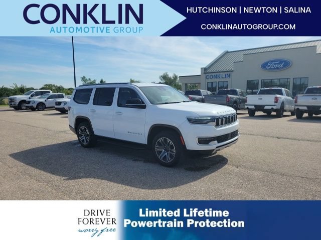 Used 2024 Jeep Wagoneer Series II w/ Flexible Seating Group RWD image 1
