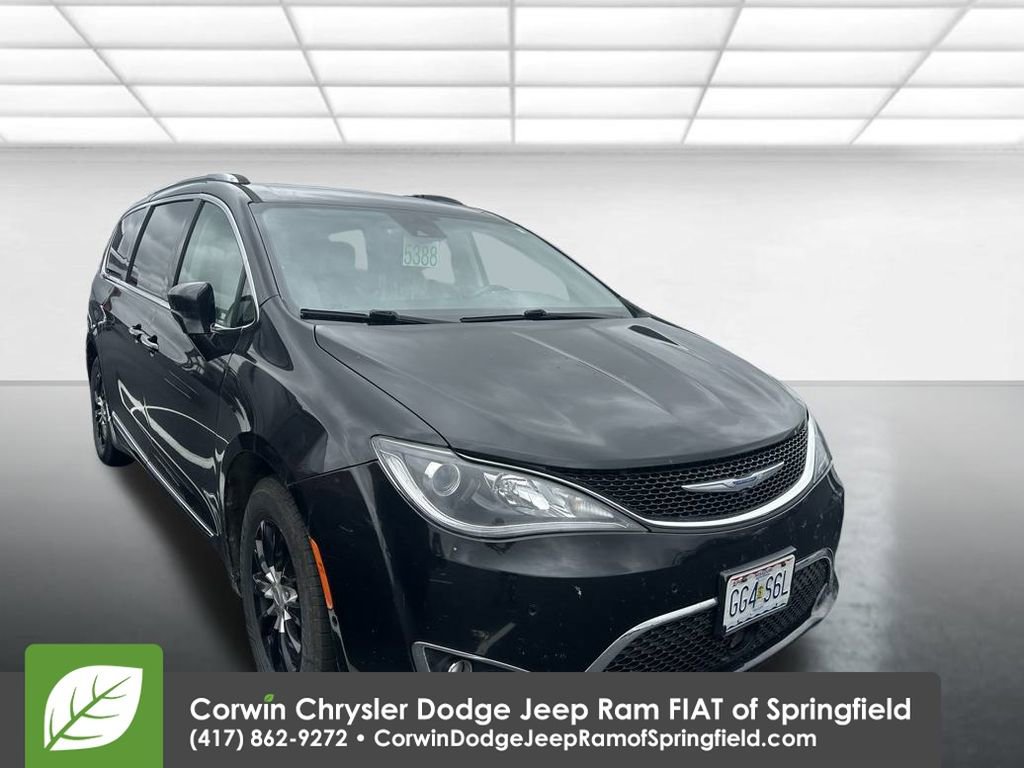 Used 2018 Chrysler Pacifica Touring-L w/ Advanced Safetytec Group