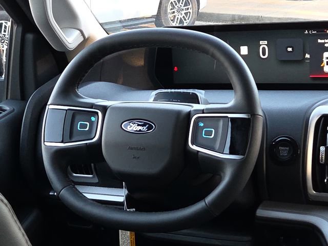 New 2025 Ford Expedition Active RWD image 13