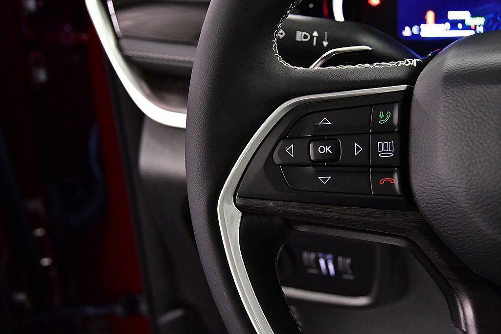 Used 2022 Jeep Grand Cherokee Limited 4xe image 17