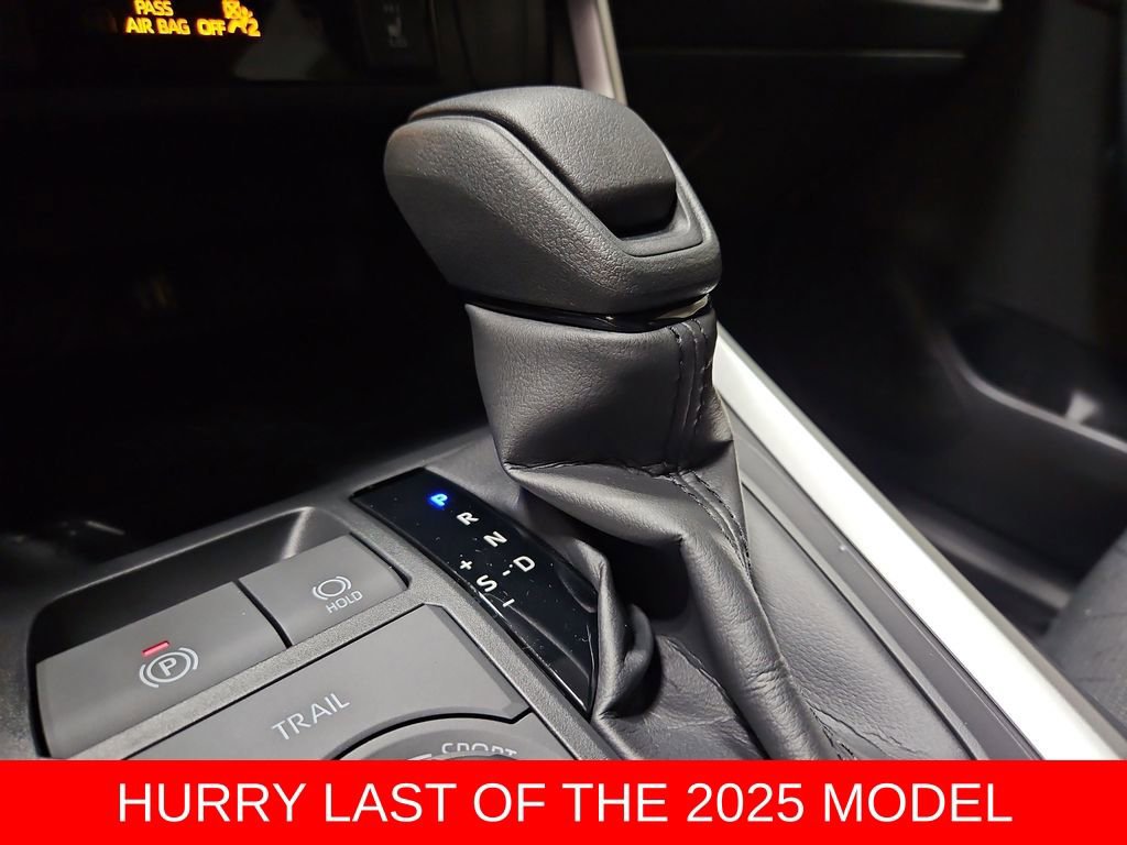 New 2025 Toyota RAV4 XLE image 21