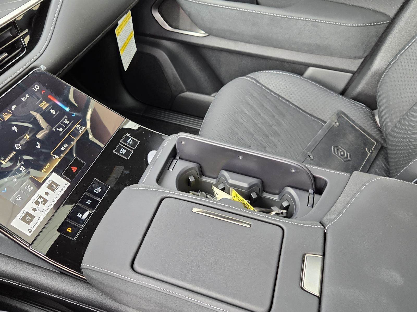 New 2026 INFINITI QX80 Autograph w/ Premium Cargo Package image 27