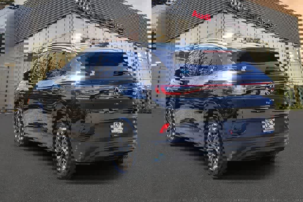 Used 2022 Volkswagen ID.4 Pro S image 2