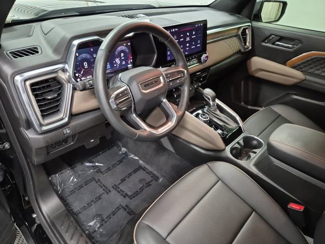 Used 2025 GMC Canyon Denali image 22