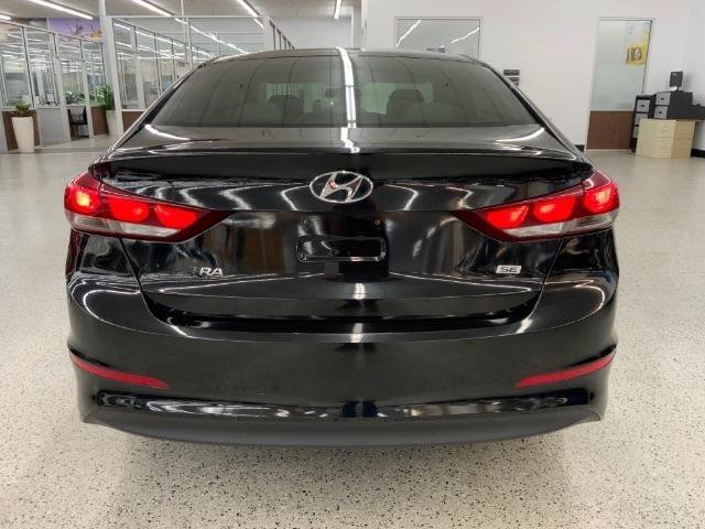 Used 2018 Hyundai Elantra SE FWD image 6