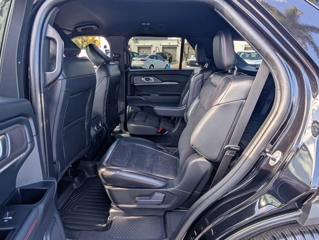 Used 2025 Ford Explorer ST image 8