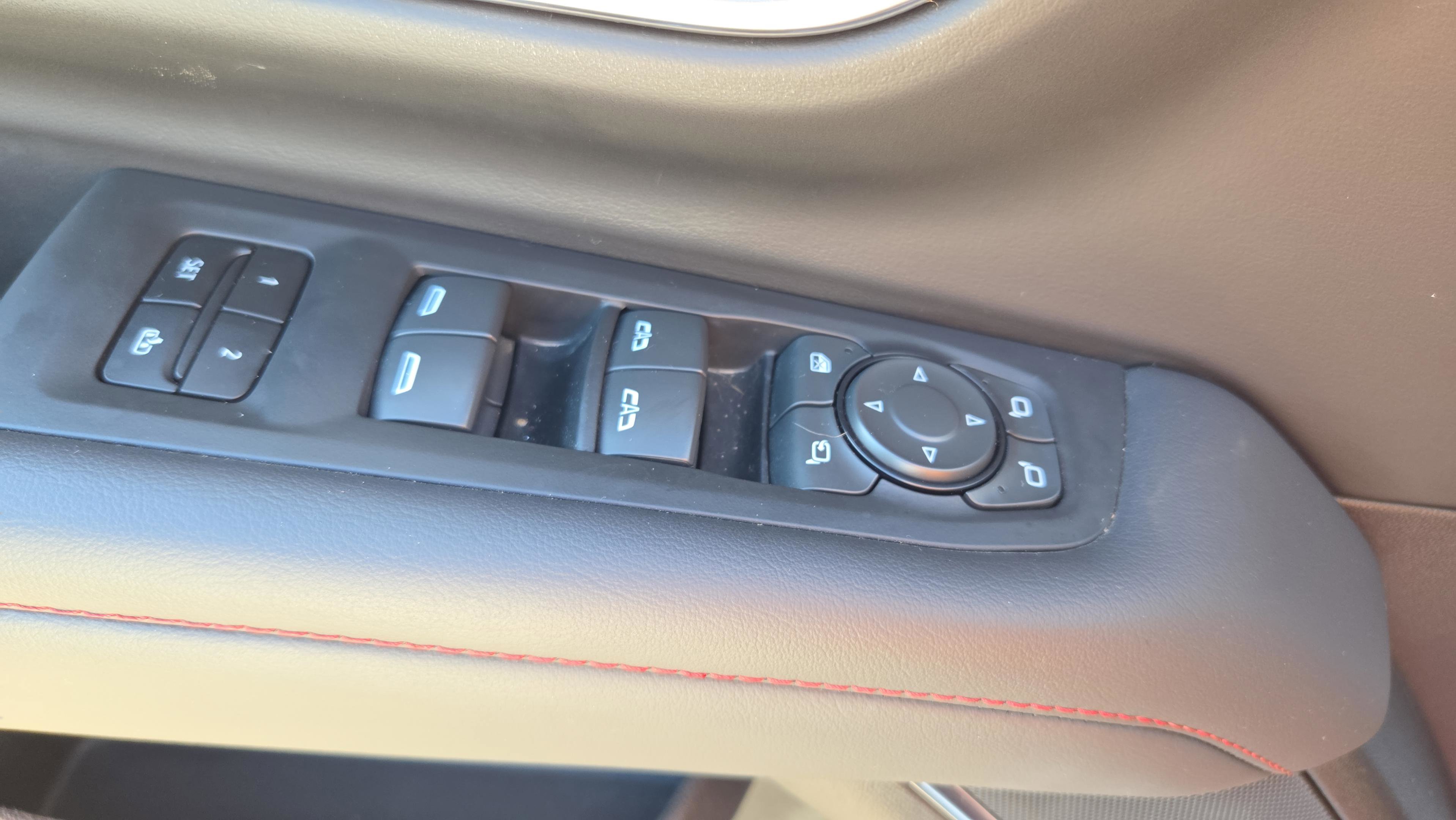 Used 2024 Chevrolet Tahoe RST w/ Luxury Package image 29