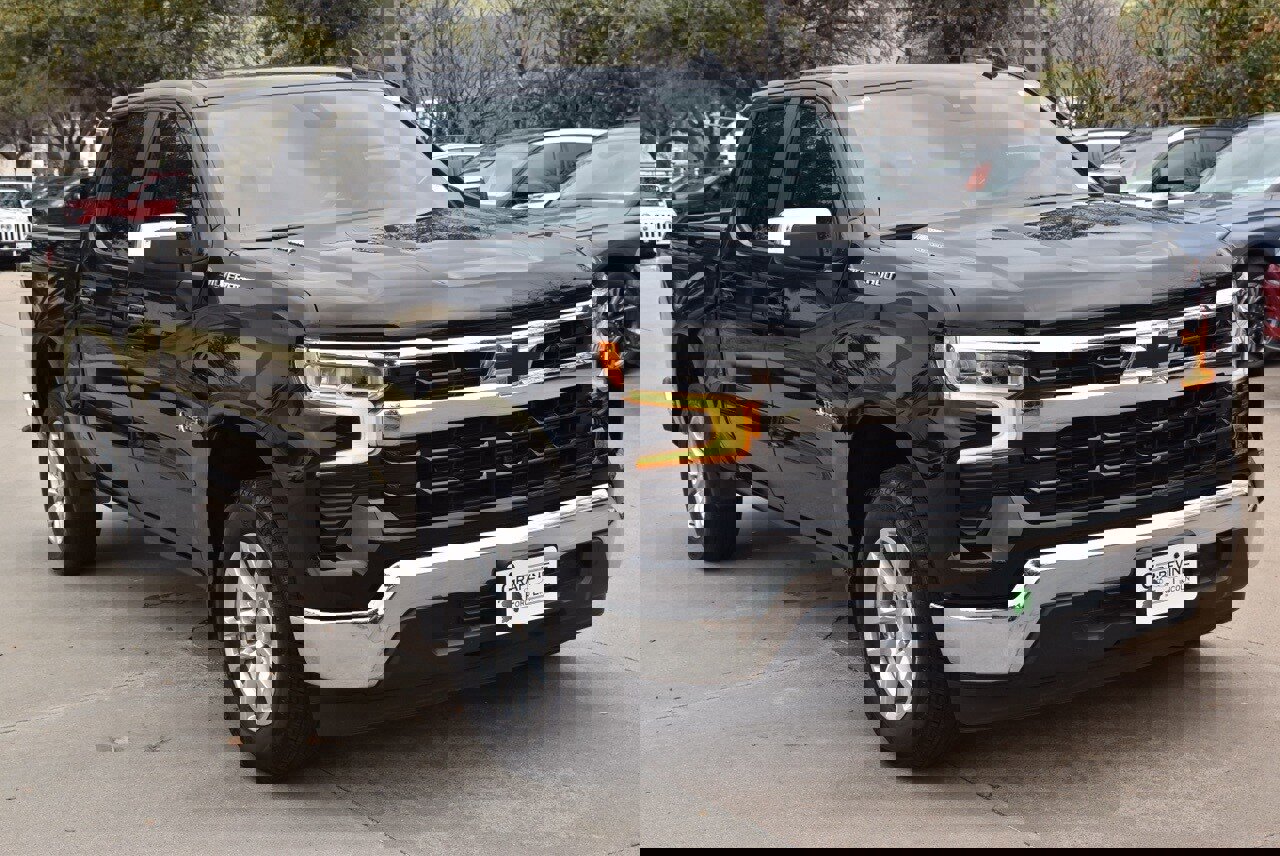 Used 2025 Chevrolet Silverado 1500 LT w/ Texas Edition Plus image 4