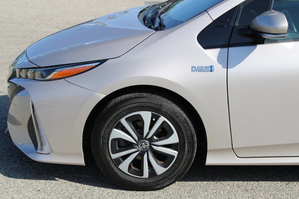 Used 2019 Toyota Prius Prime Premium w/ Carpet Mat Package image 7