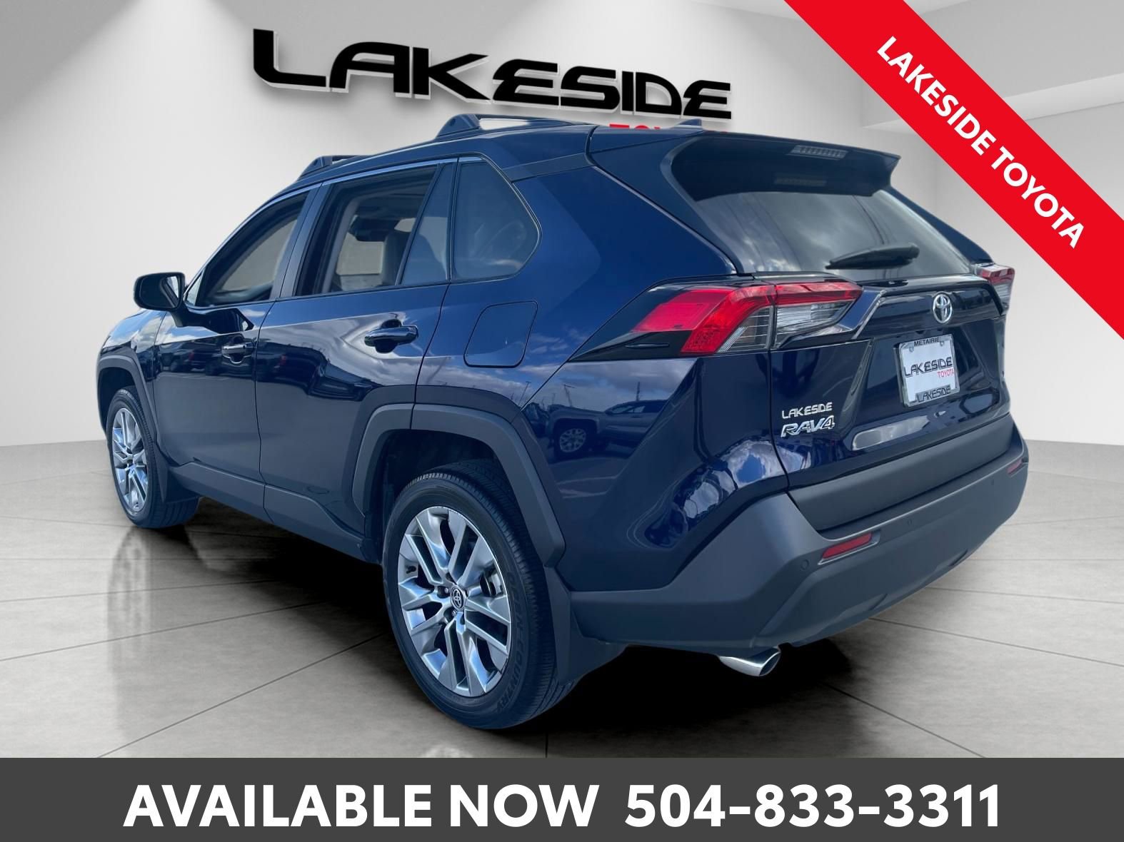 Used 2023 Toyota RAV4 XLE Premium image 4