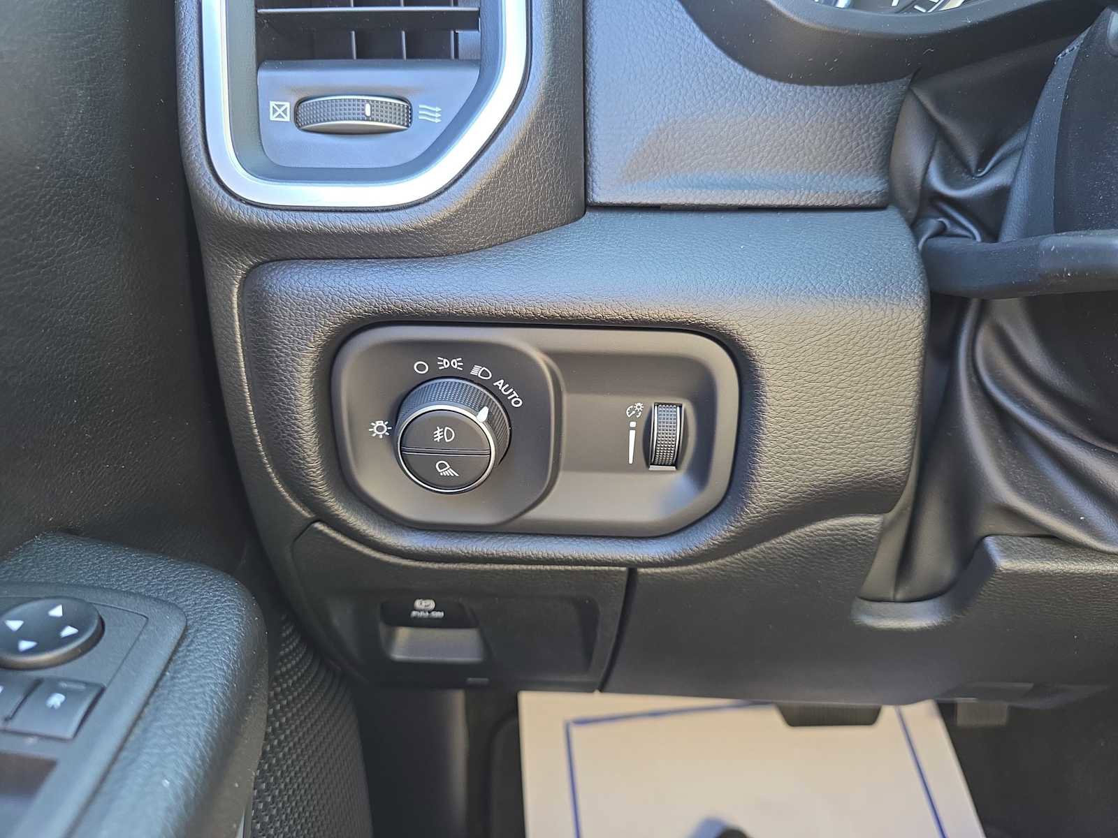 Used 2024 RAM 1500 Big Horn image 22