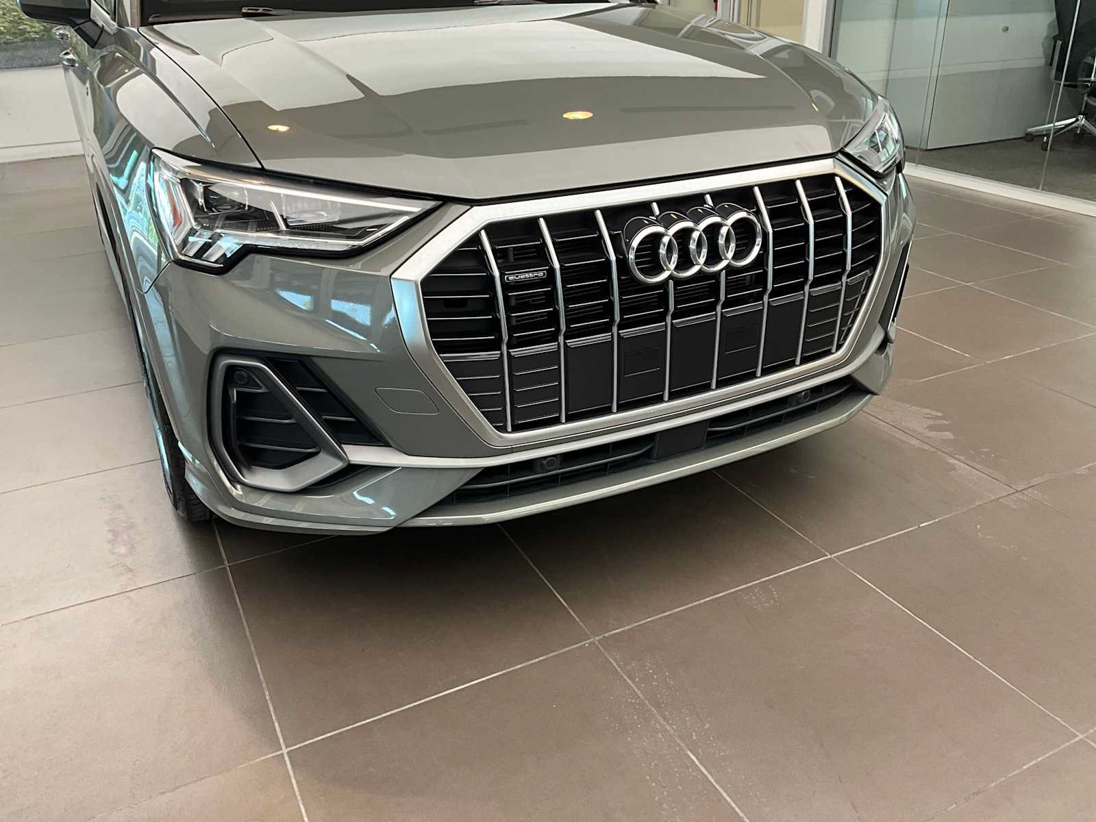 Used 2023 Audi Q3 2.0T Premium w/ Convenience Package AWD/4WD image 62