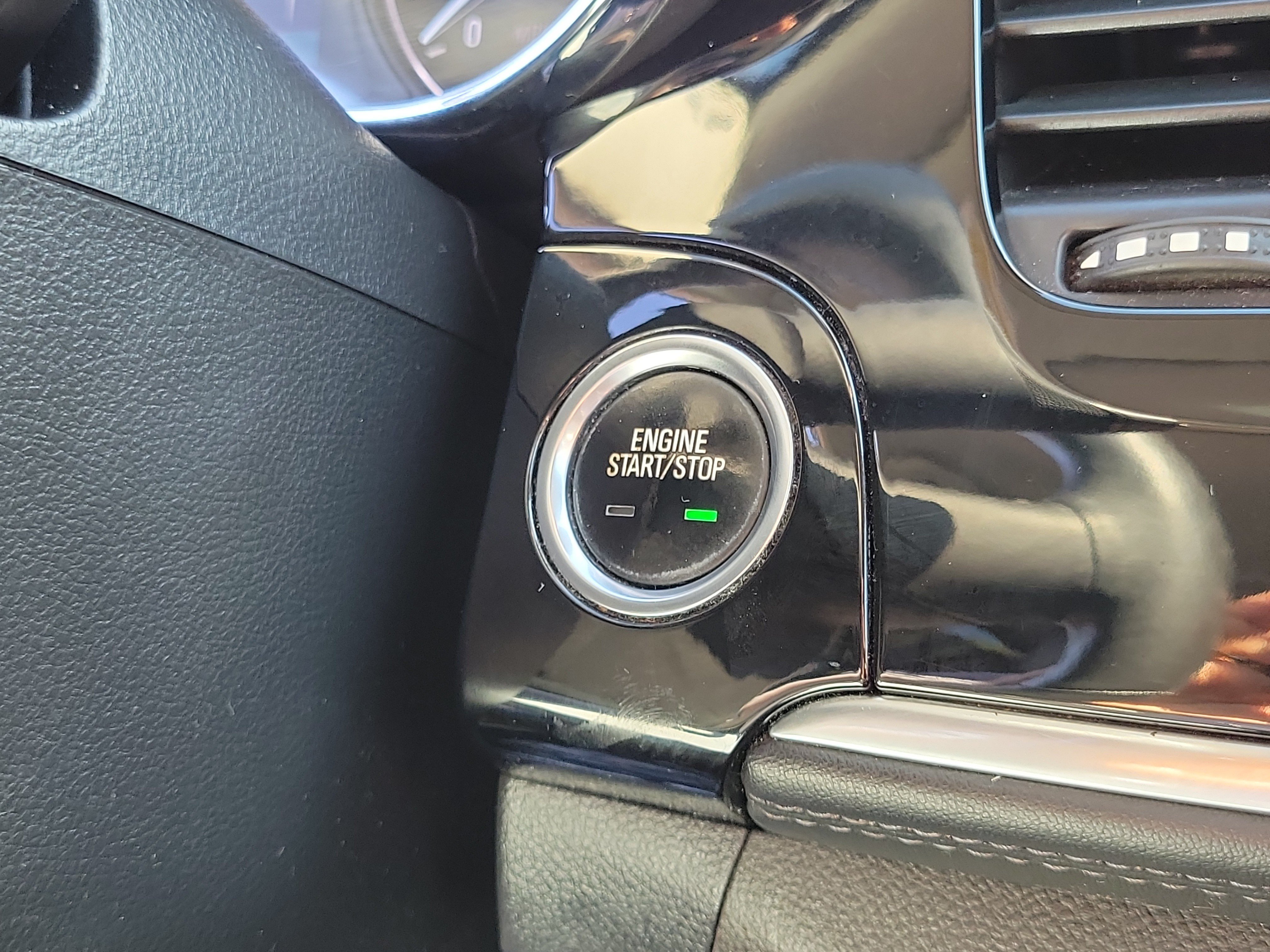 Used 2018 Buick Encore Preferred FWD image 28