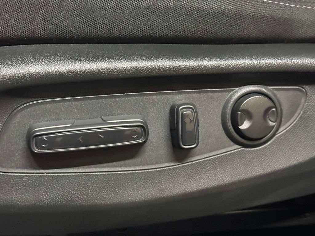 Used 2024 Honda CR-V EX image 26