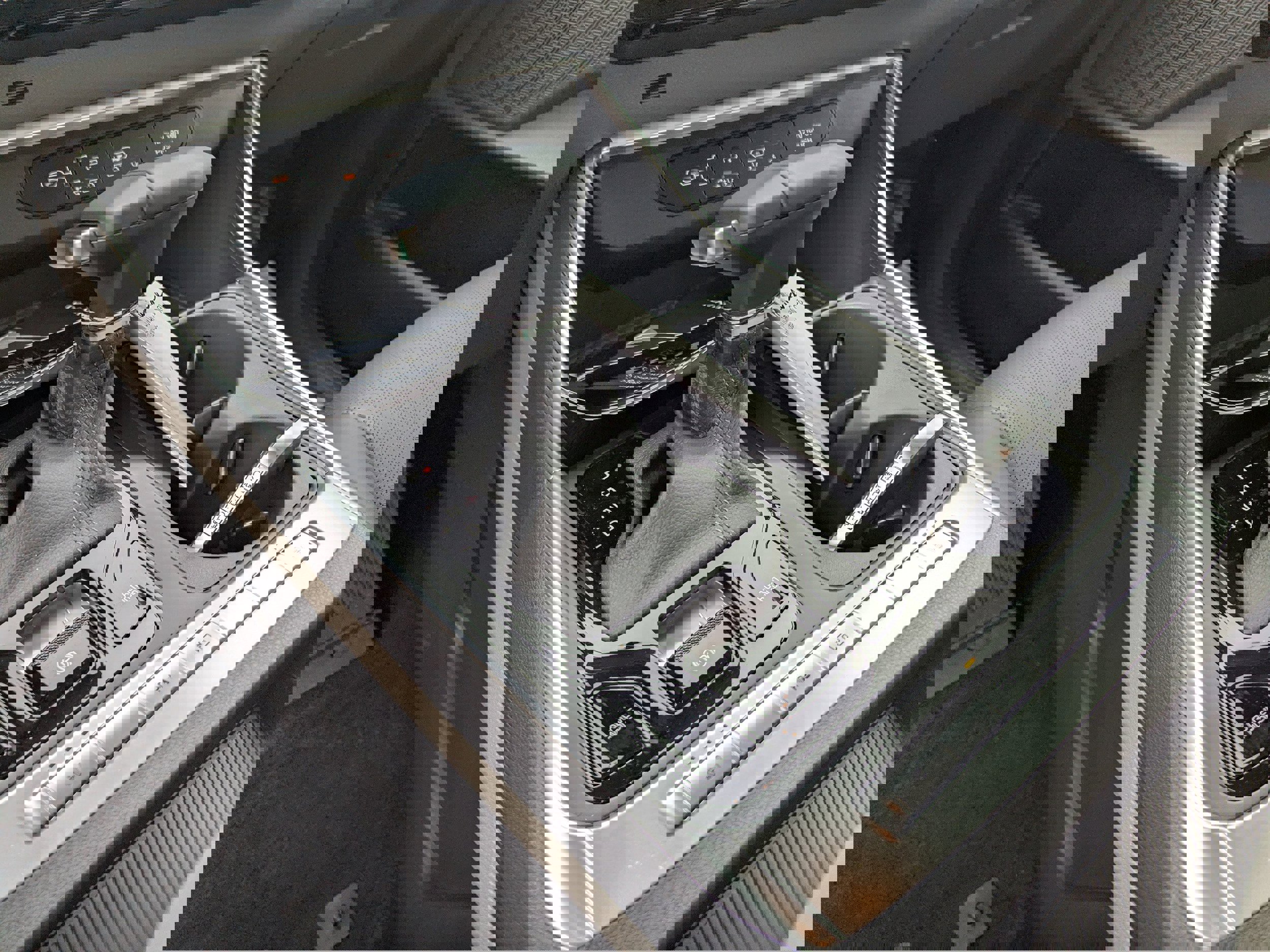 New 2026 Kia Carnival EX image 11