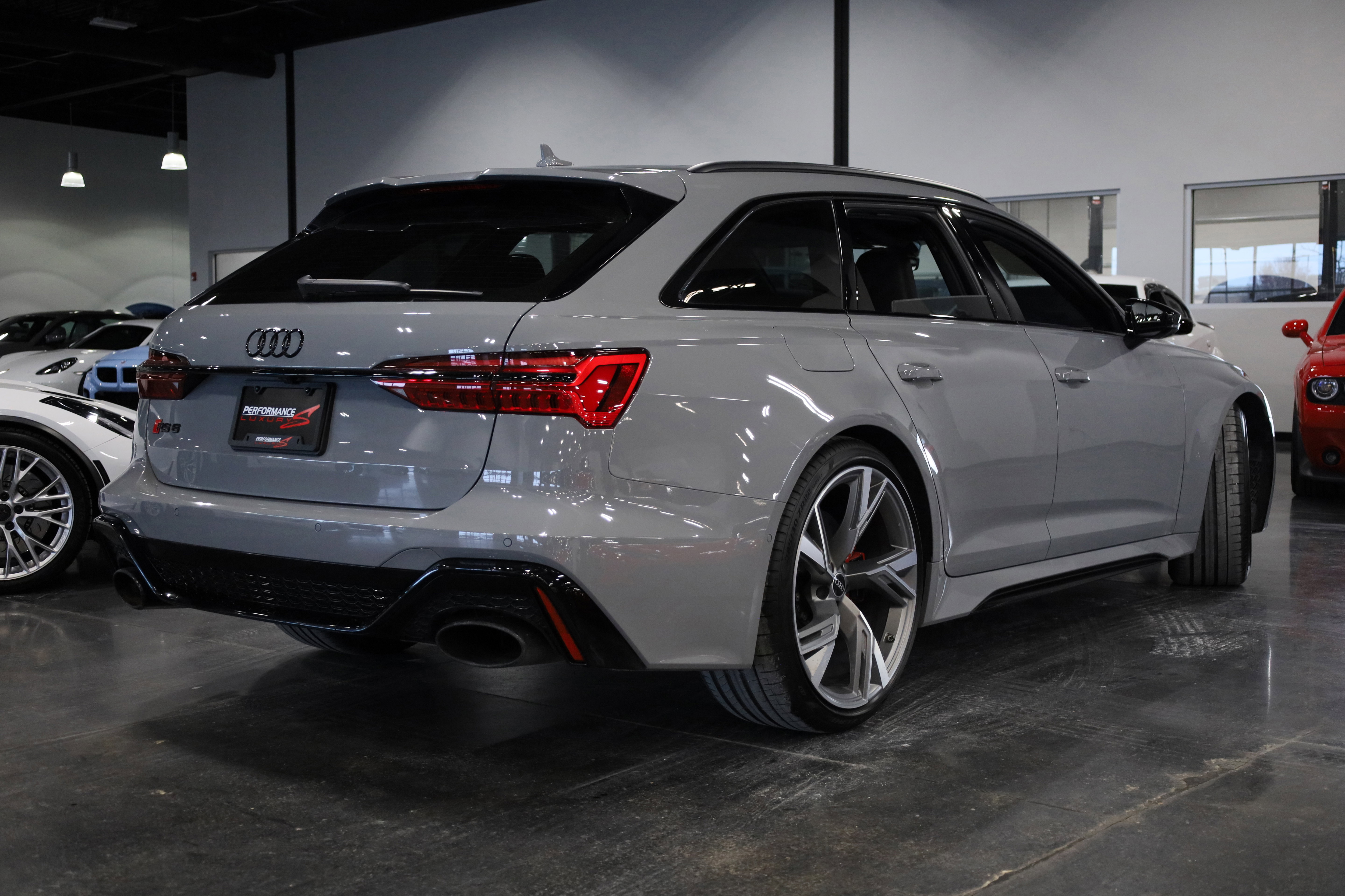 Used 2021 Audi RS 6 image 6