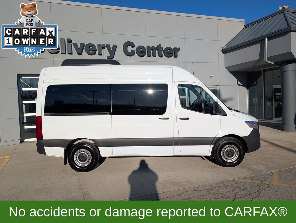 Used 2024 Mercedes-Benz Sprinter 2500 image 3